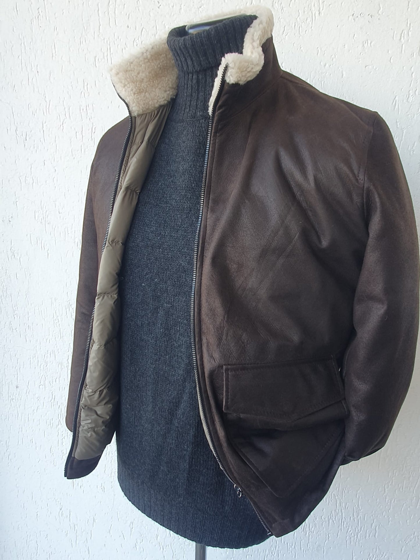 Giacca in Renna Vintage Blu con Collo in Montone e Interno in Vera Piuma d'Oca