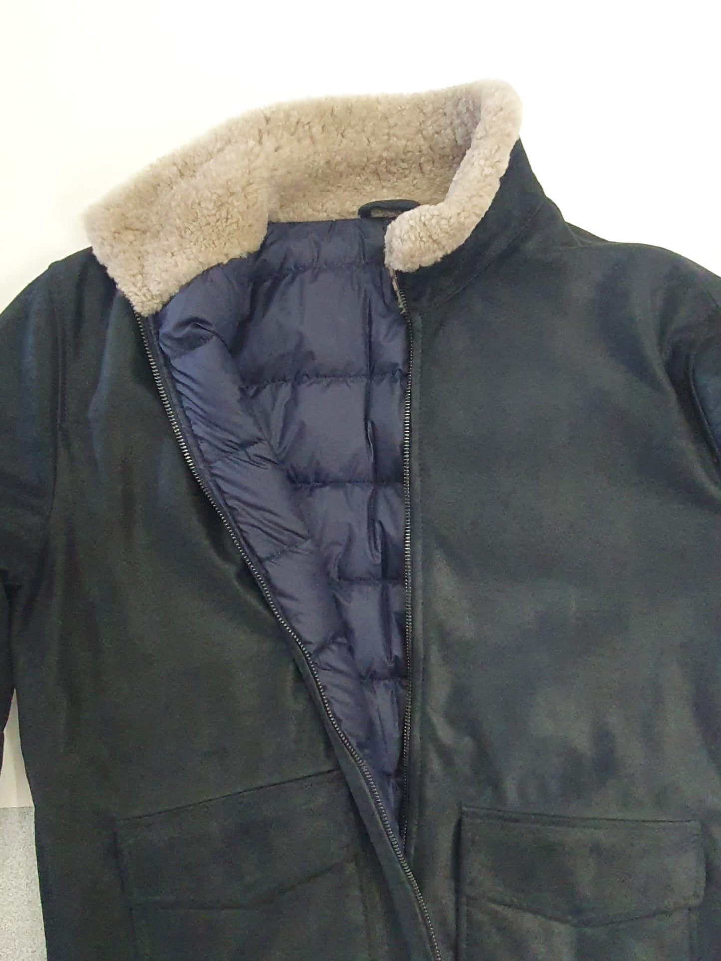 Giacca in Renna Vintage Blu con Collo in Montone e Interno in Vera Piuma d'Oca